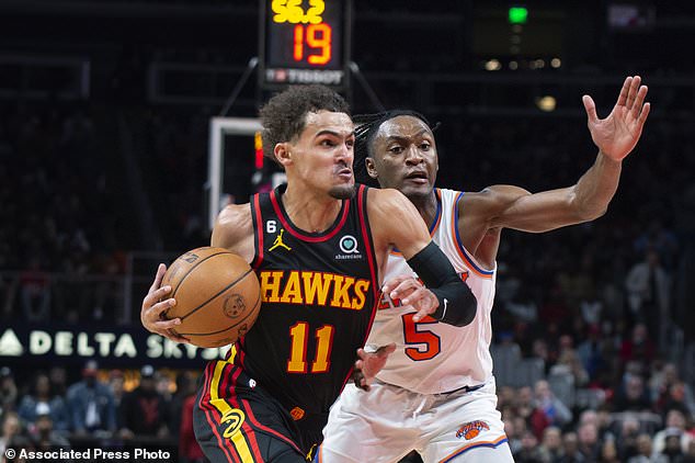 Atlanta Hawks guard Trae Young outplays New York Knicks guard Immanuel Quickley