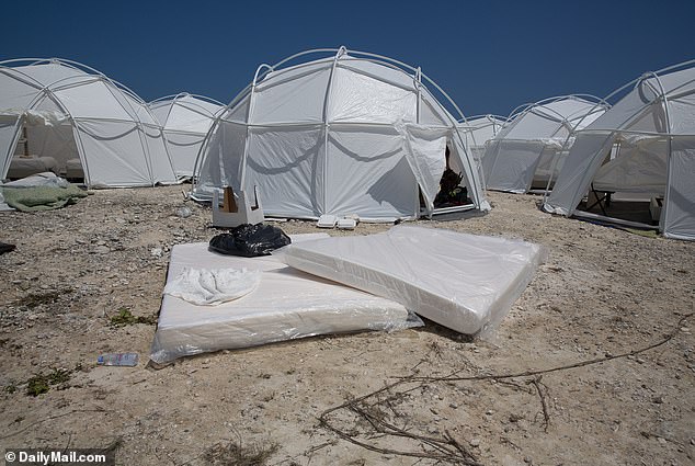 The site was unfinished when wealthy partygoers flocked to the Bahamas in 2017 and were forced to sleep in tents that were tents left over from Hurricane Matthew in 2016.