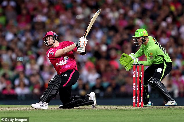 Smith turned the tables on the Thunder when he hit 125 of 66 balls at the SCG