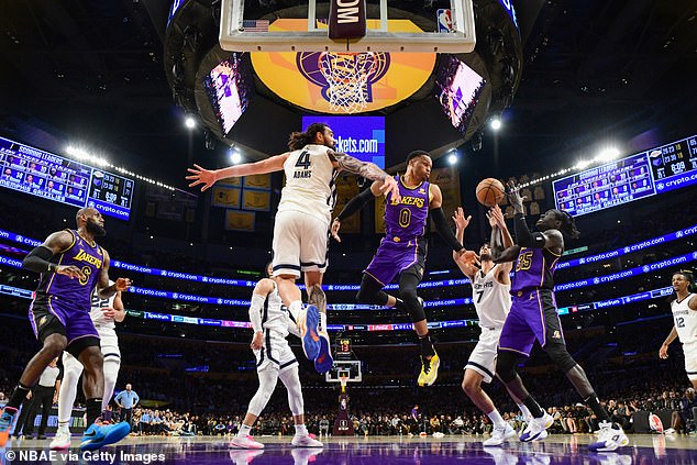 Win: Dennis Schroder completed a three-point play with 7.6 seconds left after a steal as the Los Angeles Lakers rallied to beat Memphis 122-121