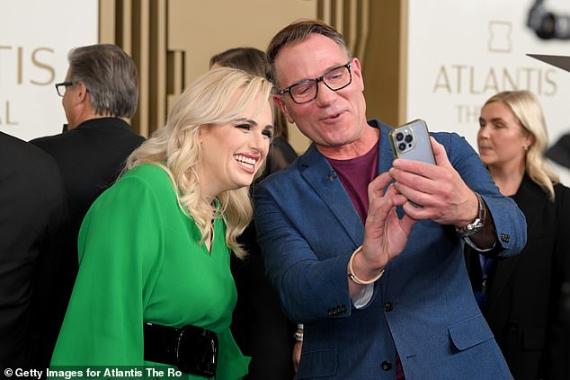 Smile!  She also managed to snap a cheeky selfie with ITV's Richard Arnold.