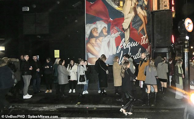 Looking forward to seeing Cheryl!  Crowds show up outside the venue before the show.