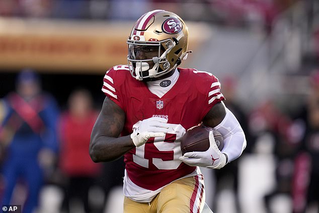 Deebo Samuel (19) runs against the Dallas Cowboys during the first half against Dallas