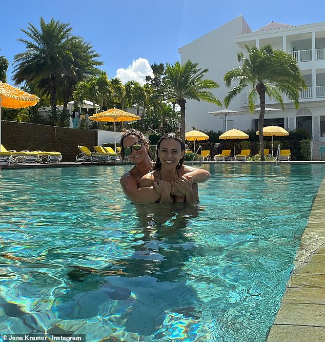 Girls trip!  Jana was accompanied by her close friend Sara Brice on the tropical getaway and the two posed together for some fun.