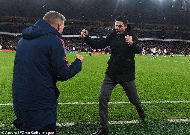 Arteta was criticized for his behavior on the sidelines when receiving a yellow card