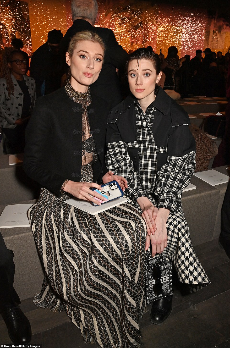 Family: Elizabeth Debicki and her sister Catherine posed together