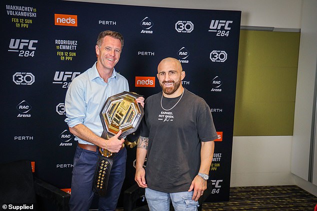 Labor leader Chris Minns (pictured with Alex Volkanovski) has pledged to make New South Wales the home of the UFC in Australia and New Zealand, bringing tourism, jobs and boosting Sydney's status as a capital sporty.