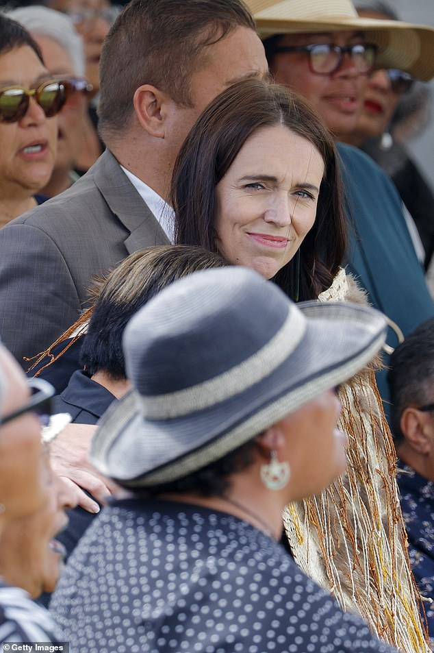 The meeting place was particularly moving for the outgoing prime minister, as it was the same place where she announced her pregnancy four years ago.