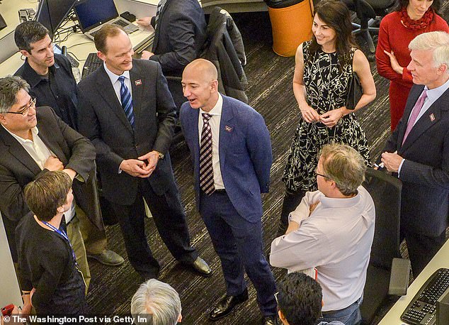 Jeff Bezos visits the Washington Post headquarters in Washington DC in 2016