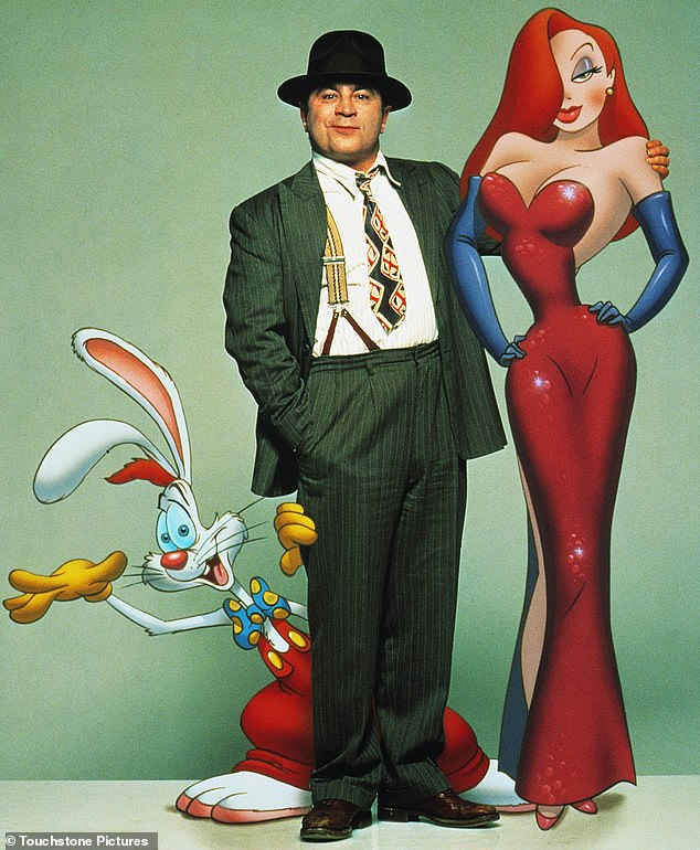 Inspiration?  Jordyn borrowed a look from the classic cartoon character Jessica Rabbit in 1998's Who Framed Roger Rabbit?