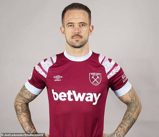 Danny Ings has made a claret and blue January swap as he leaves Aston Villa for West Ham