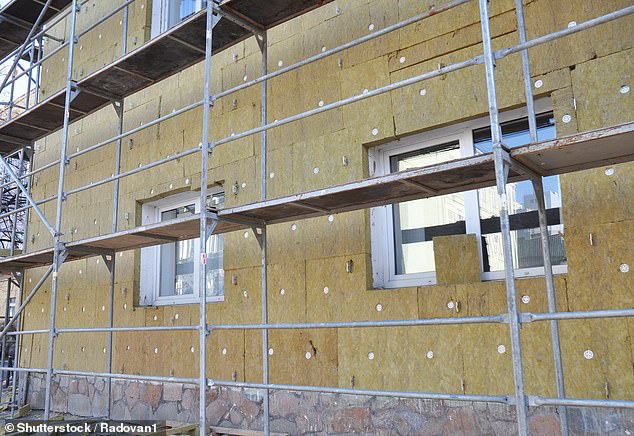 Outer Layer: External insulation is applied to the exterior walls of properties to keep heat inside