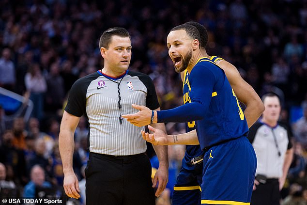 Curry was enraged by a shot from Poole and hurled his mouthpiece into the stands