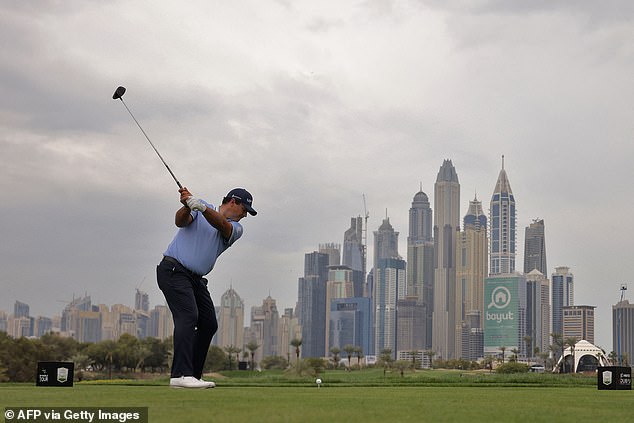 At four under par on 16 holes, Reed was one shot off the lead before poor light called off play.