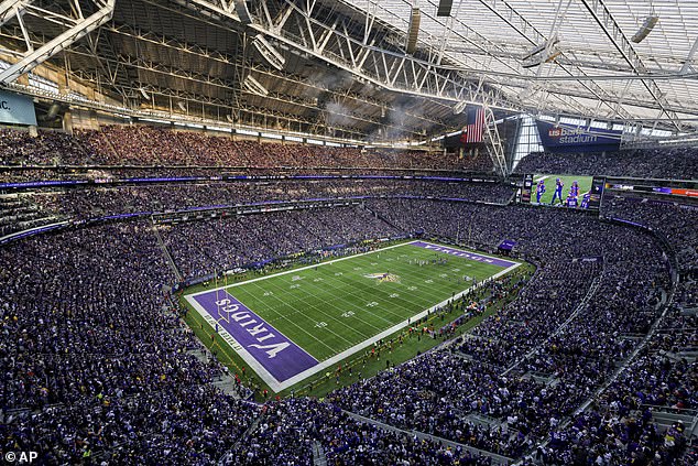 Janaye Johnson decided to scale a gantry on top of US Bank Stadium in Minneapolis