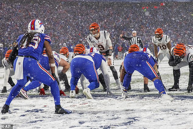 Burrow and the Bengals put on a show in the divisional round to defeat the Buffalo Bills 27-10