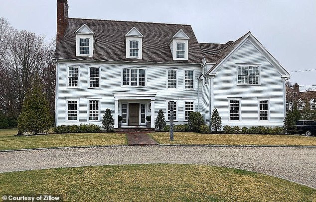 Cheney's sprawling home in New Canaan, Connecticut.  The property has an estimated value of $3.5 million.