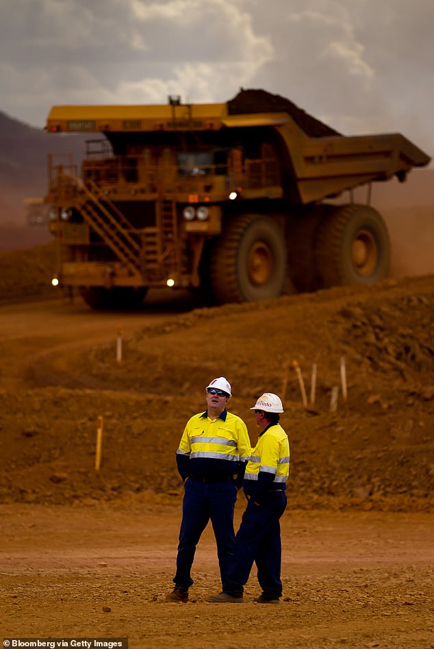 The capsule, just 8mm by 6mm in size, is said to have fallen from a truck during a 1,400km journey from a mine, north of Newman, to the Perth depot.