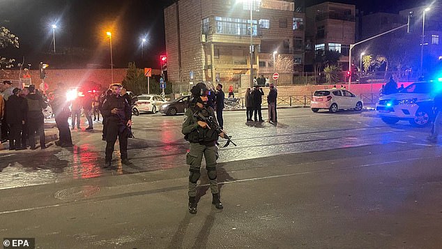 Emergency services work at the scene of a shooting at a synagogue in the Neve Yaakov area of ​​Jerusalem, Israel, on January 27, 2023.