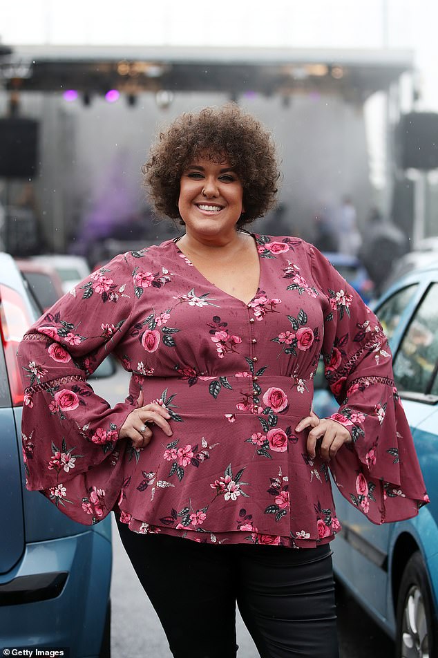 The 34-year-old singer, who won the second season of Australian Idol in 2004, is pictured before losing weight.