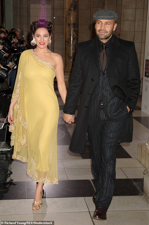 Number two: After splitting from Jason, the model moved on with American actor Billy Zane, now 56. They split in 2008 (pictured 2006)