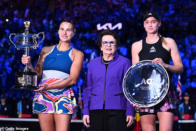 Sabalenka and Rybakina received their trophies from the great tennis player Billie Jean King