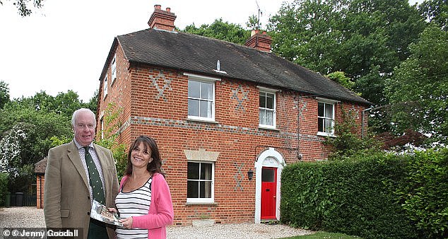 The Middletons sold the house in 1995 for £158,000, through local estate agent Dudley Singleton (he went with Jane Fryer of the Daily Mail)