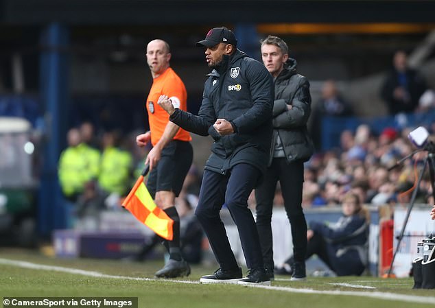 Vincent Kompany's side sit on top of the Championship but found it difficult to topple the Tractor Boys