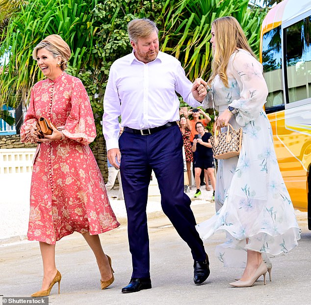 The princess (pictured to the right) left her hair down and opted for some glamorous makeup.