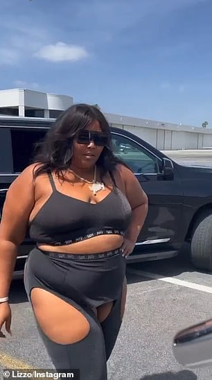 Pop superstar Lizzo has been seen showing off everything in the pants 