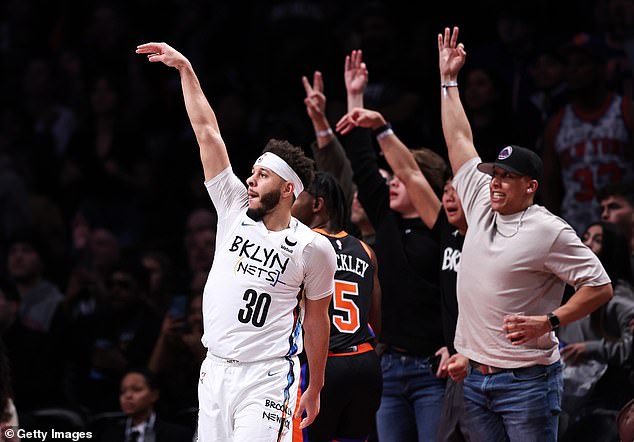 Curry #30 of the Nets sees a 3-pointer go in during the fourth quarter of the 122-115 win