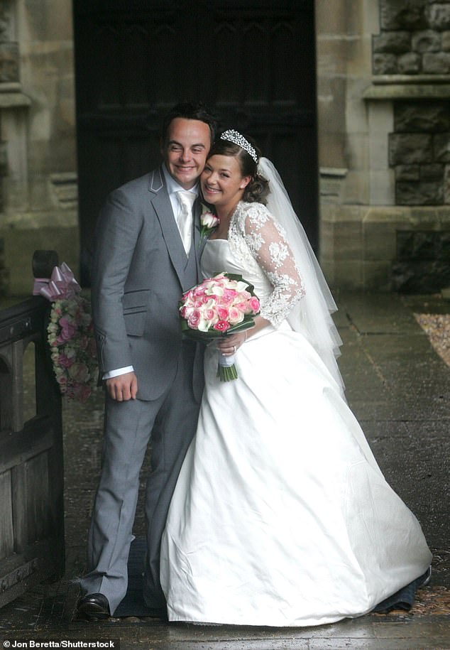 Ant with his first wife Lisa at their 2006 wedding