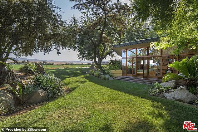 1675040191 213 Stunning seven bedroom California home designed by architect Frank Lloyd Wright