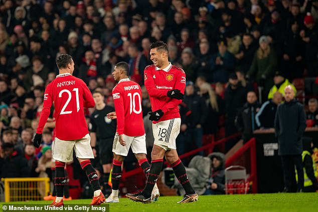 Manchester United progressed to the next round of the FA Cup after a 3-1 win against Reading.