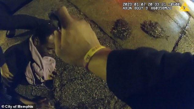 Shocking body cam footage shows suspect being severely beaten by a team of violent police officers