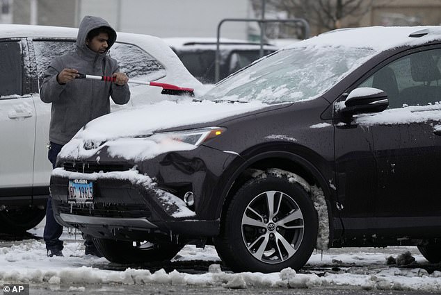 Travel chaos will spread across a dozen states as gusty wind chills and severe snowstorms are forecast throughout the week.