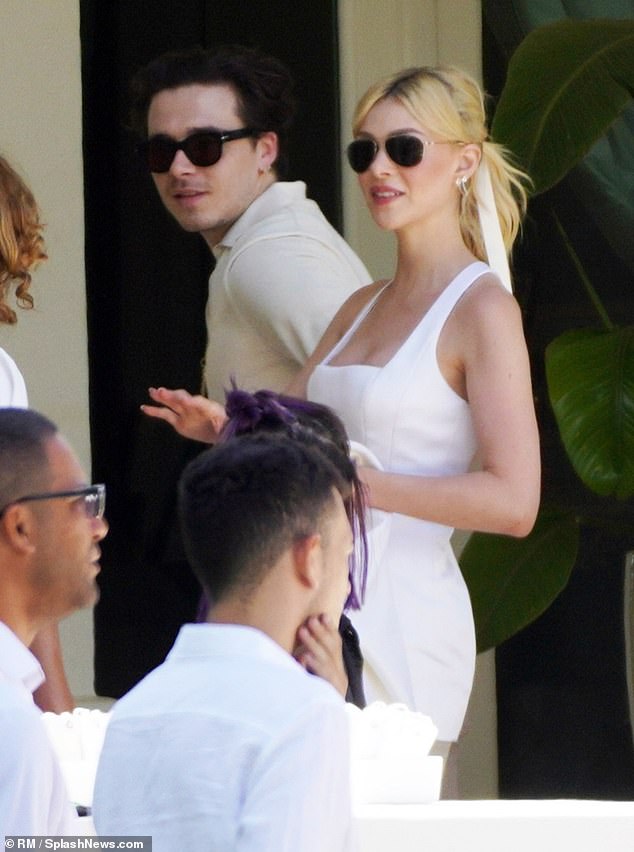 1675199708 936 Nicola Peltz and Brooklyn Beckham went through three wedding planners