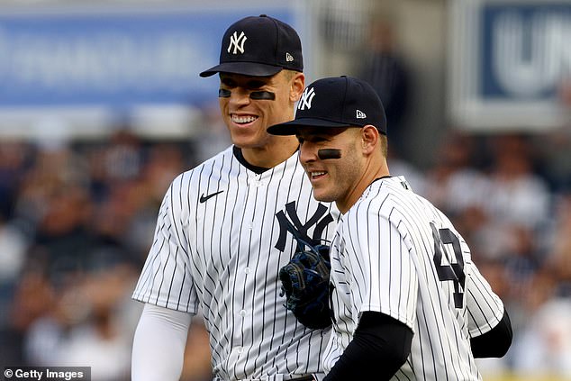 Aaron Judge (left) revealed that Anthony Rizzo (right) 