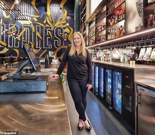 Melbourne pub owner Stephanie Doyle said Birdie's mini golf and sports bar were inundated with abuse after she complained her payment had been mugged on reddit.