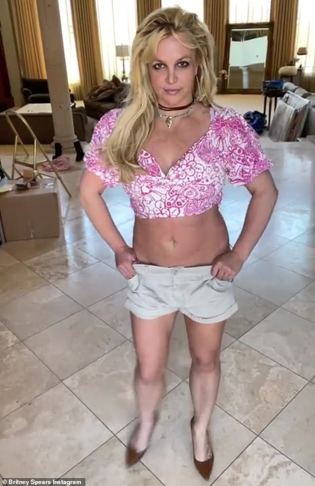 Britney Spears shows off her off the market Calabasas mansion