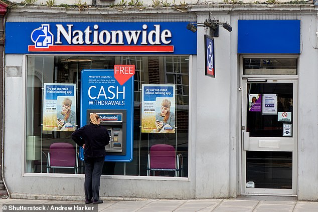 Note to self: Nationwide says cash use is up for the first time in 13 years