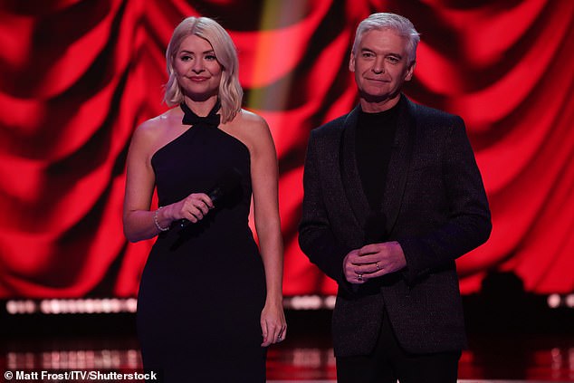 It's official!  Dancing On Ice's Phillip Schofield has confirmed that the dreaded skate-off has been scrapped this week.