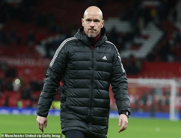 Erik ten Hag's team beat Bournemouth 3-0 and fell one point behind Manchester City