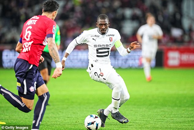 Fulham have approached Rennes over their 30-year-old Malian defender Hamari Traore.