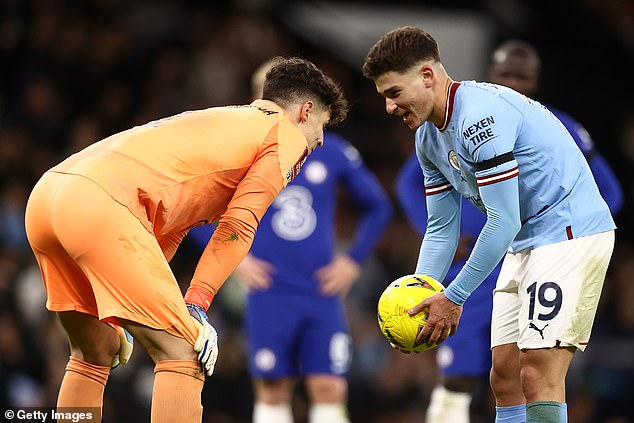 Gary Lineker has mocked Kepa Arrizabalaga for trying to play mind games with Julián Álvarez