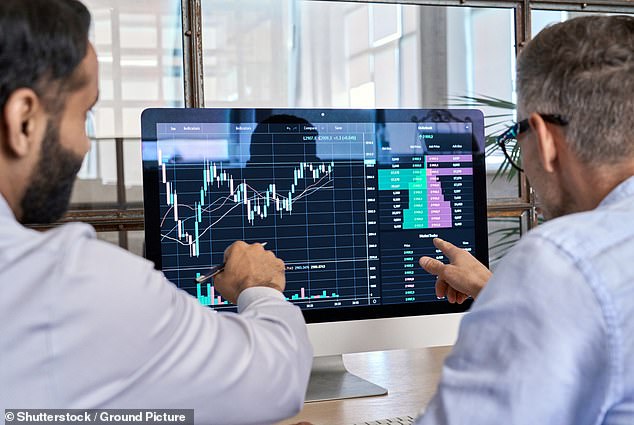 Outflows: According to Calastone, outflows from UK equity funds reached record levels last year