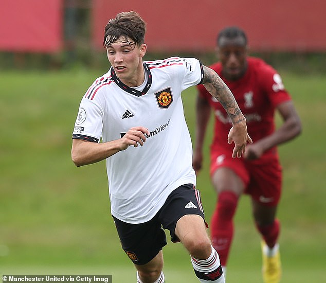 Manchester United talent Charlie McNeill to leave on loan at Newport County