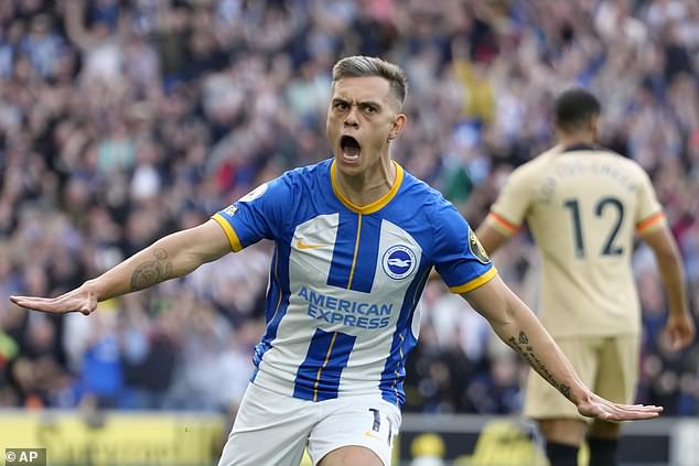 Arsenal have completed the signing of Brighton striker Leandro Trossard in a £27m deal