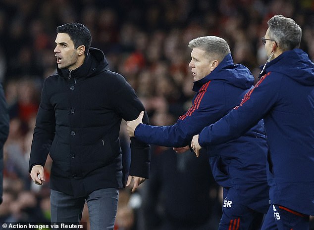 Roy Keane has defended Mikel Arteta for his emotional behavior on the touchline on Sunday