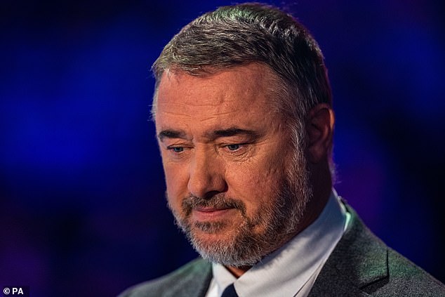 Stephen Hendry said that billiard bosses 